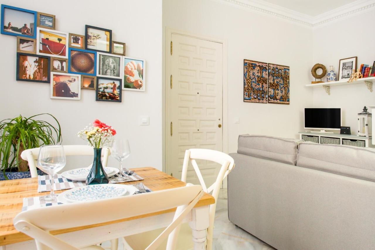 Magico Apartamento En Casa Palacio Del Siglo XVII Sevilla Dış mekan fotoğraf
