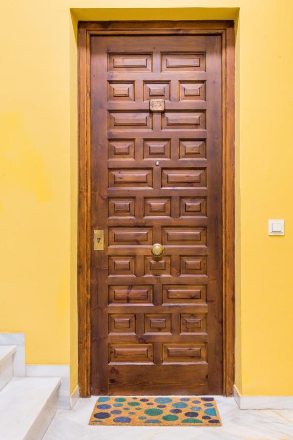 Magico Apartamento En Casa Palacio Del Siglo XVII Sevilla Dış mekan fotoğraf