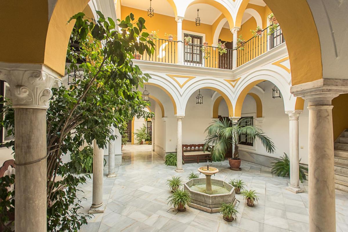 Magico Apartamento En Casa Palacio Del Siglo XVII Sevilla Dış mekan fotoğraf