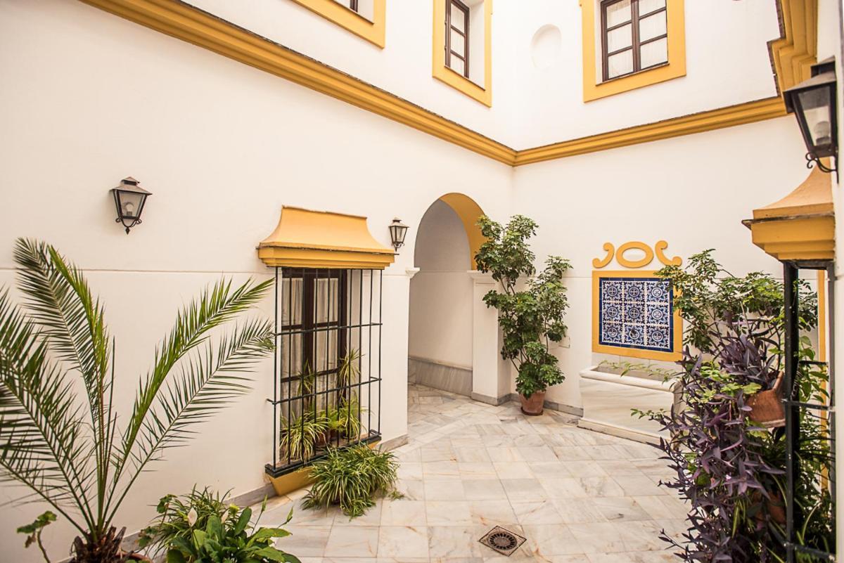 Magico Apartamento En Casa Palacio Del Siglo XVII Sevilla Dış mekan fotoğraf