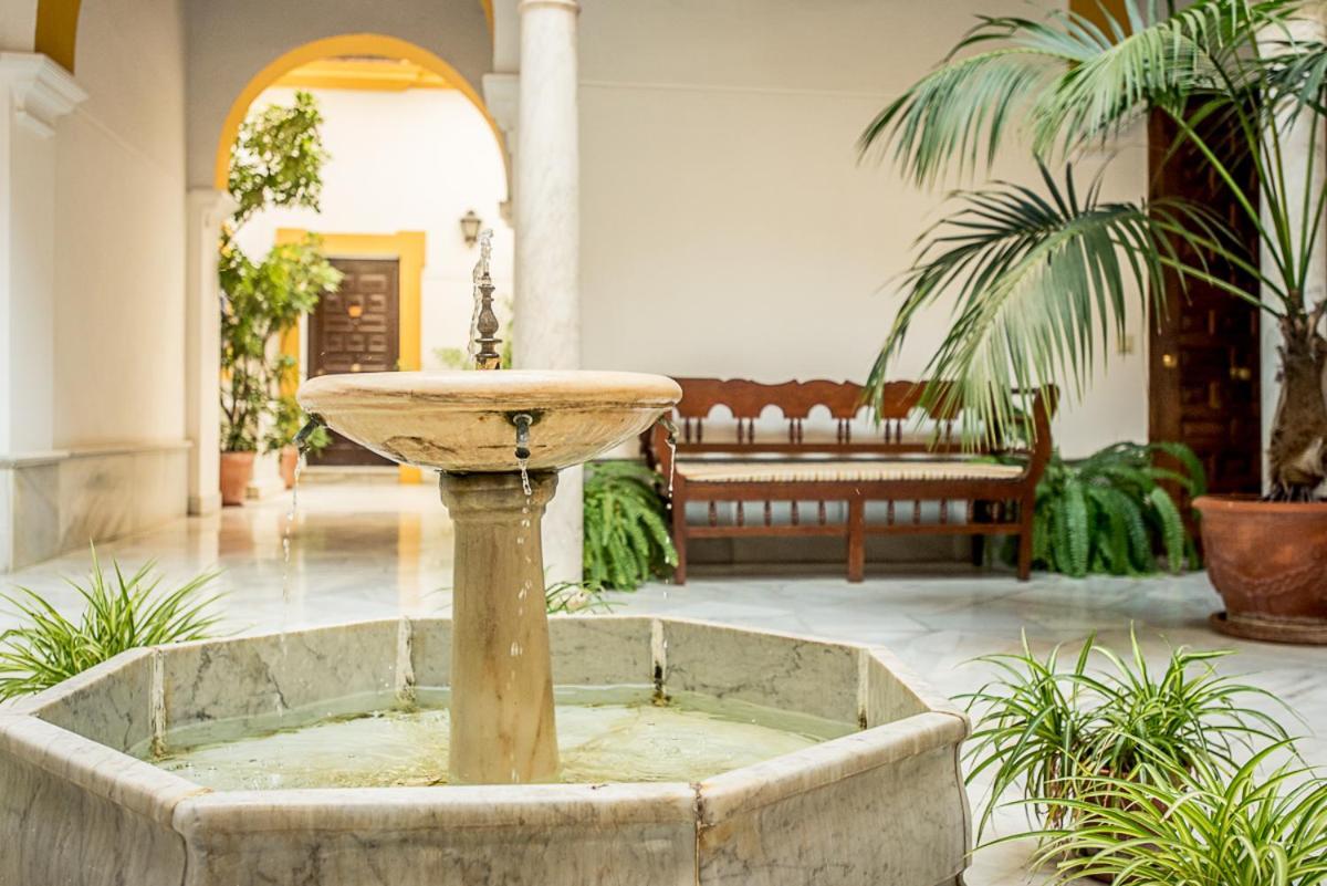 Magico Apartamento En Casa Palacio Del Siglo XVII Sevilla Dış mekan fotoğraf